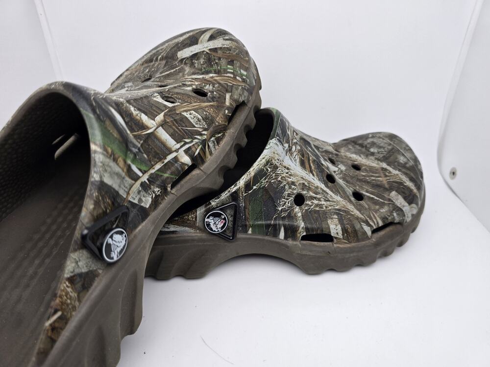 Pre Owned Crocs Men’s 8 / Womens 10 Camo realtree No Strap